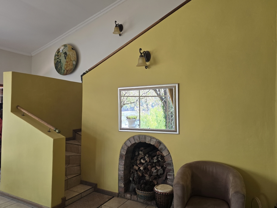 4 Bedroom Property for Sale in Lindequesdrif North West